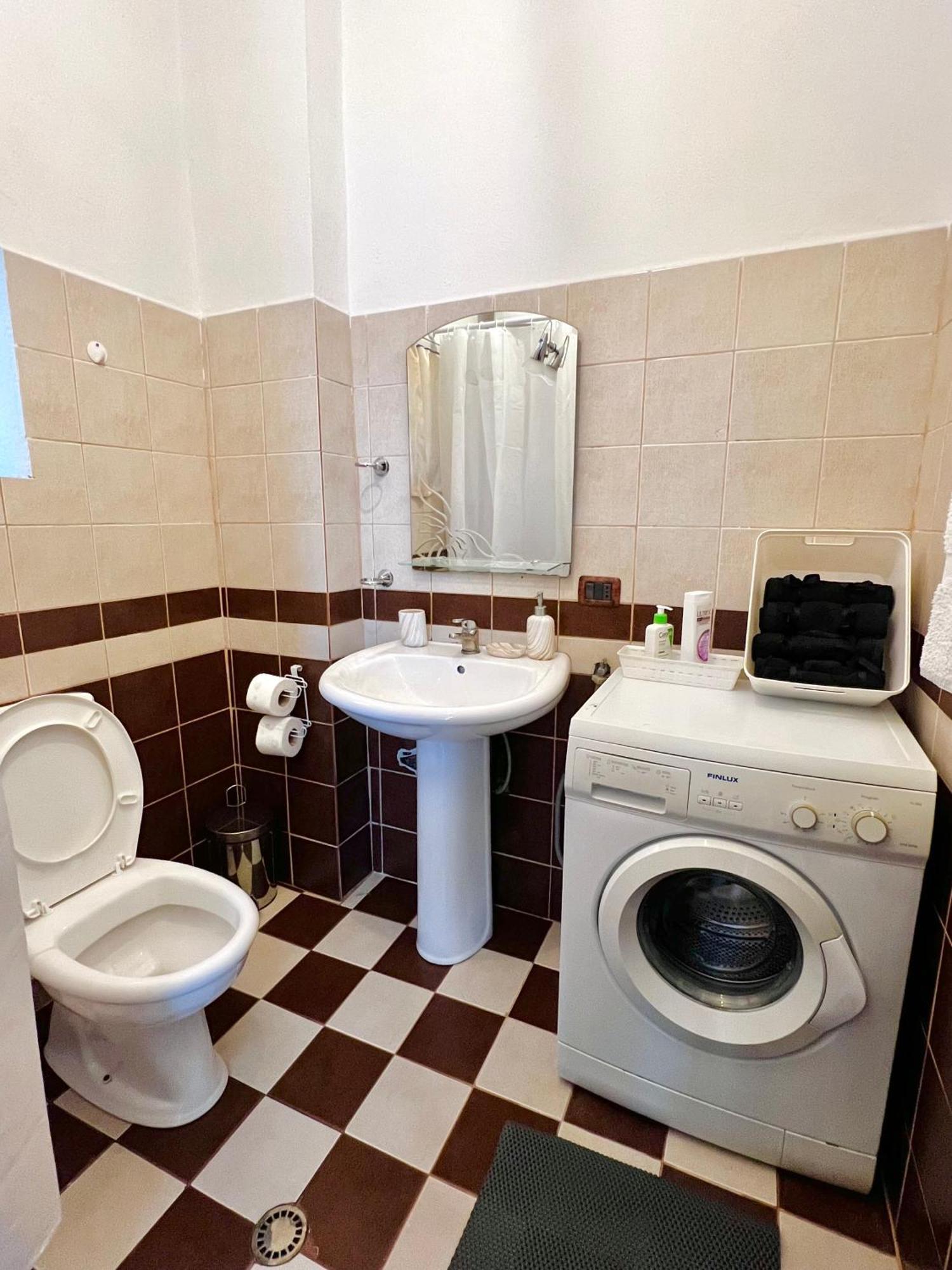 Ar Apartments ティラナ エクステリア 写真